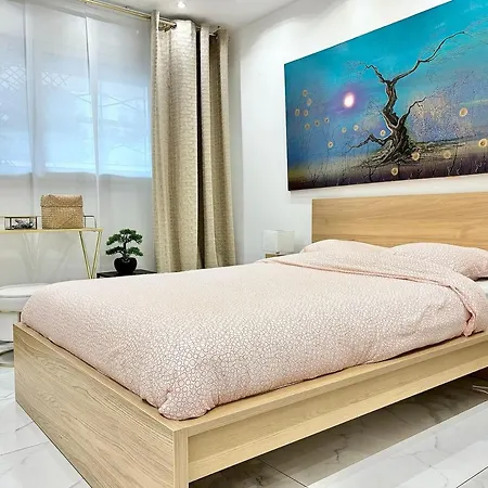 One Bedroom - 20lm1 *